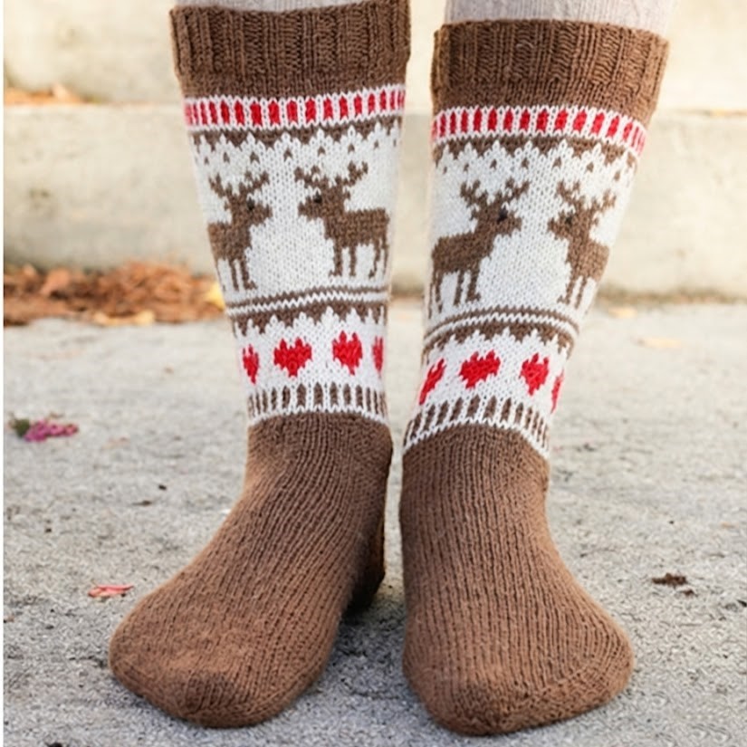 Gingerbread Love Socks
